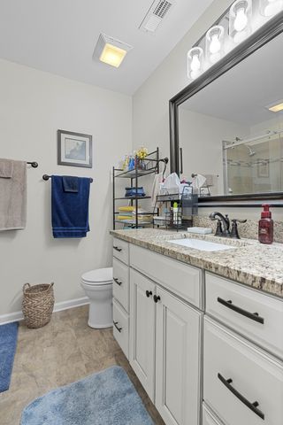 221 Jackson Cir, Tullahoma, TN 37388