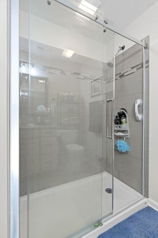 221 Jackson Cir, Tullahoma, TN 37388