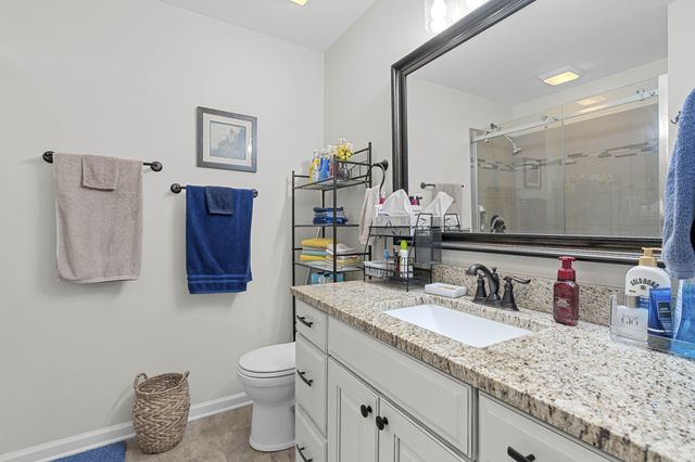 221 Jackson Cir, Tullahoma, TN 37388