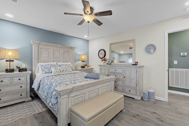 221 Jackson Cir, Tullahoma, TN 37388