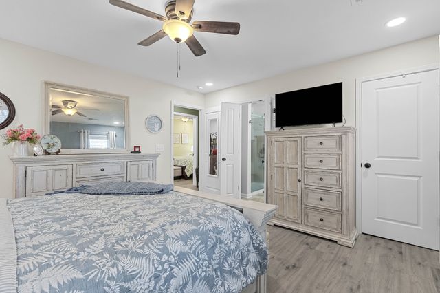 221 Jackson Cir, Tullahoma, TN 37388