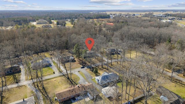 221 Jackson Cir, Tullahoma, TN 37388