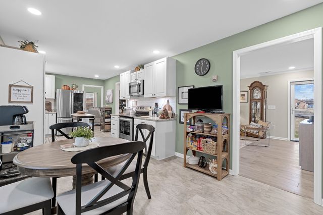 221 Jackson Cir, Tullahoma, TN 37388