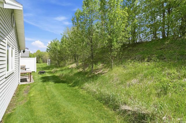 816 Katarina Court, Kendallville, IN 46755