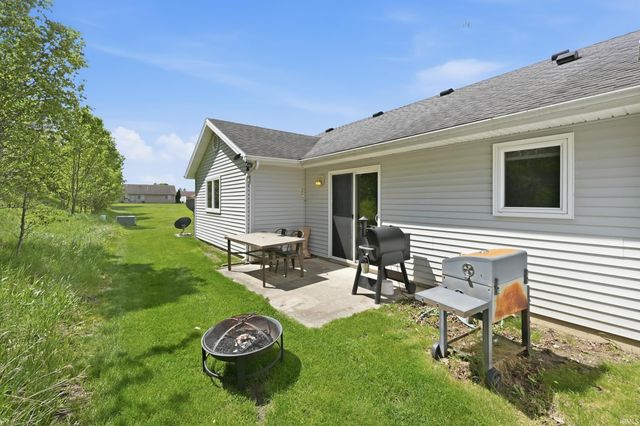 816 Katarina Court, Kendallville, IN 46755