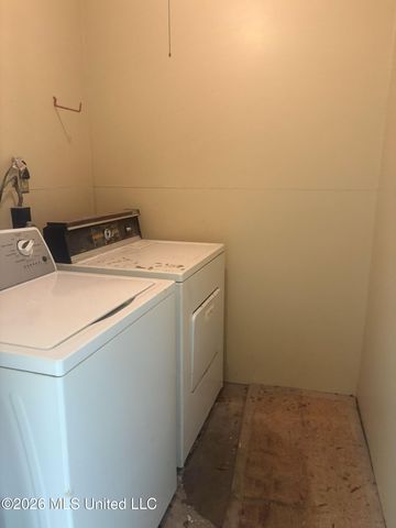 265 Sun Drive, Jackson, MS 39211
