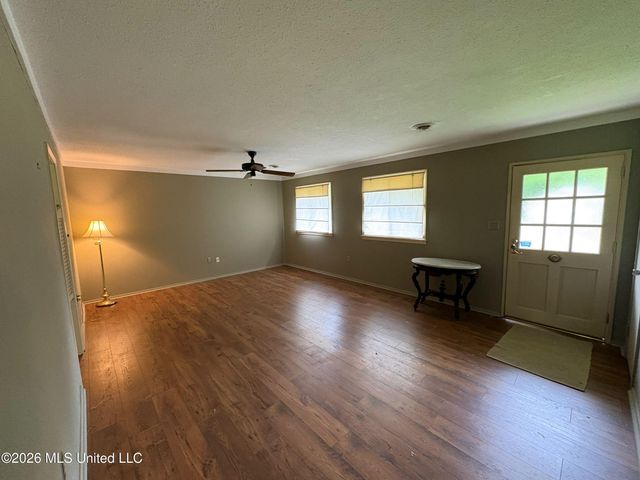 265 Sun Drive, Jackson, MS 39211