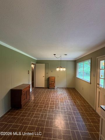 265 Sun Drive, Jackson, MS 39211