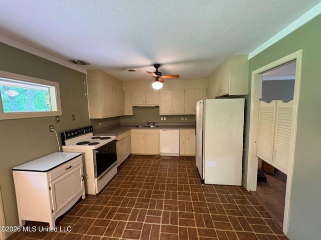 265 Sun Drive, Jackson, MS 39211