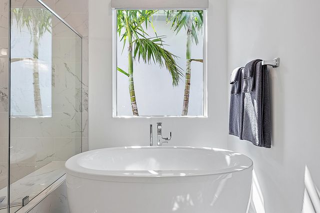 10229 Riverstone Way, Palm Beach Gardens, FL 33412