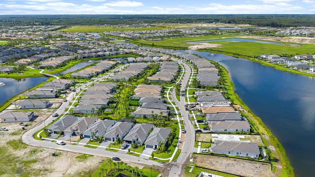 10229 Riverstone Way, Palm Beach Gardens, FL 33412