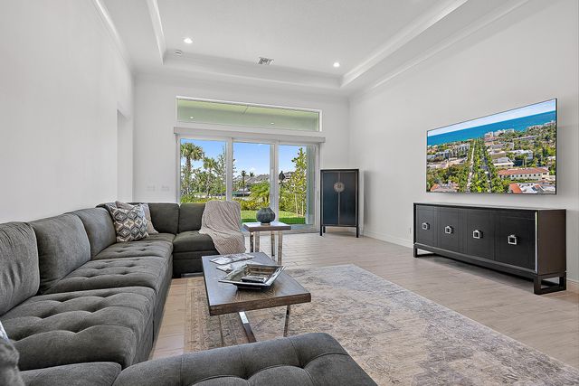 10229 Riverstone Way, Palm Beach Gardens, FL 33412