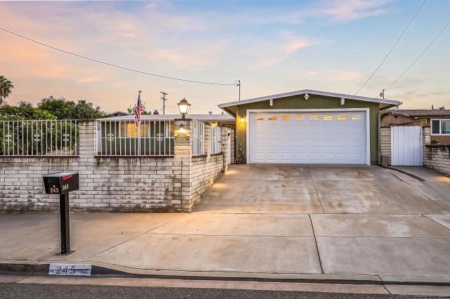 245 Paden Dr, Spring Valley, CA 91977