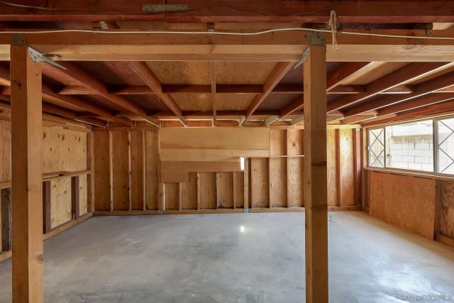 245 Paden Dr, Spring Valley, CA 91977