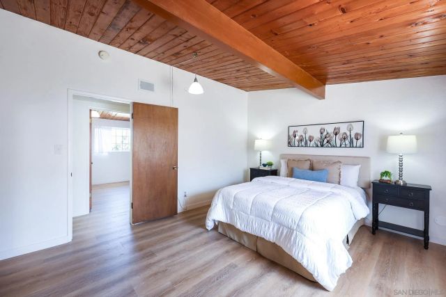 245 Paden Dr, Spring Valley, CA 91977