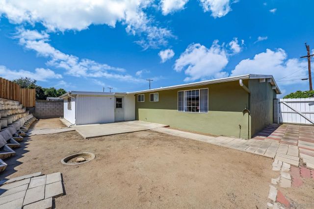 245 Paden Dr, Spring Valley, CA 91977