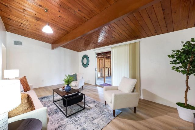 245 Paden Dr, Spring Valley, CA 91977