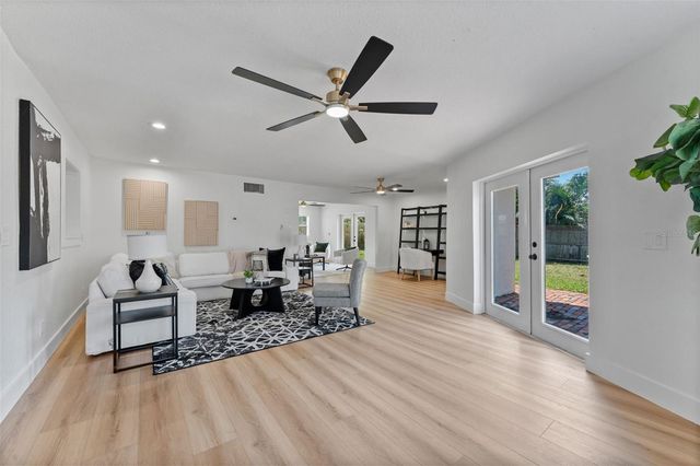 3298 21ST AVENUE SW, Largo, FL 33774