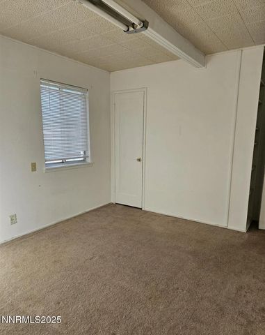 108 5th Street, Hawthorne, NV 89415