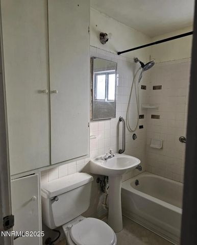 108 5th Street, Hawthorne, NV 89415