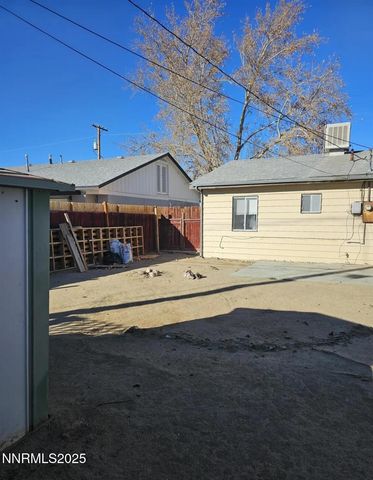 108 5th Street, Hawthorne, NV 89415