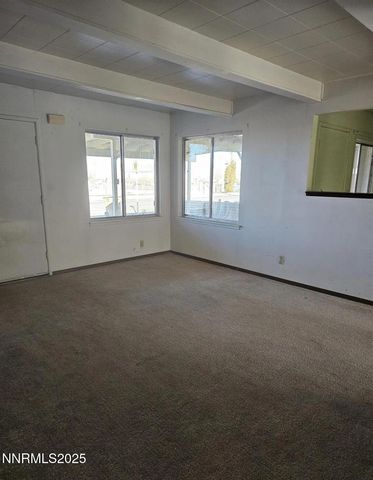 108 5th Street, Hawthorne, NV 89415