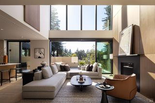 171 Sawmill Cir #102, Healdsburg, CA 95448