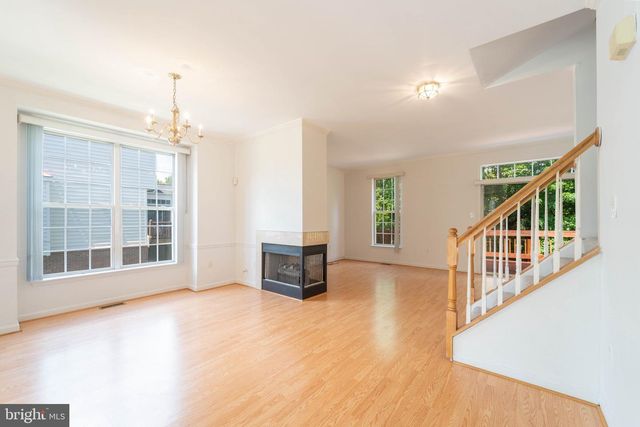 15154 BRAZIL CIR, Woodbridge, VA 22193