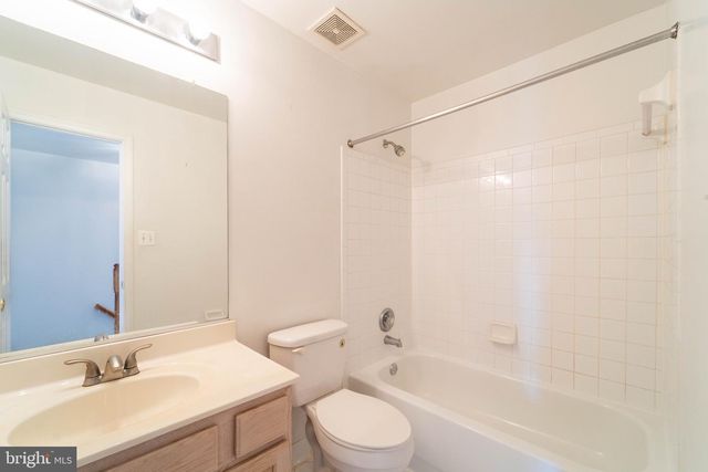 15154 BRAZIL CIR, Woodbridge, VA 22193