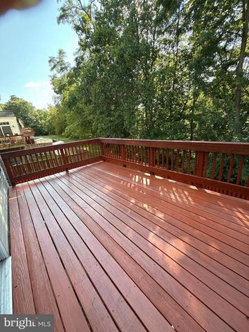 15154 BRAZIL CIR, Woodbridge, VA 22193