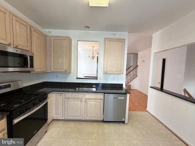 15154 BRAZIL CIR, Woodbridge, VA 22193