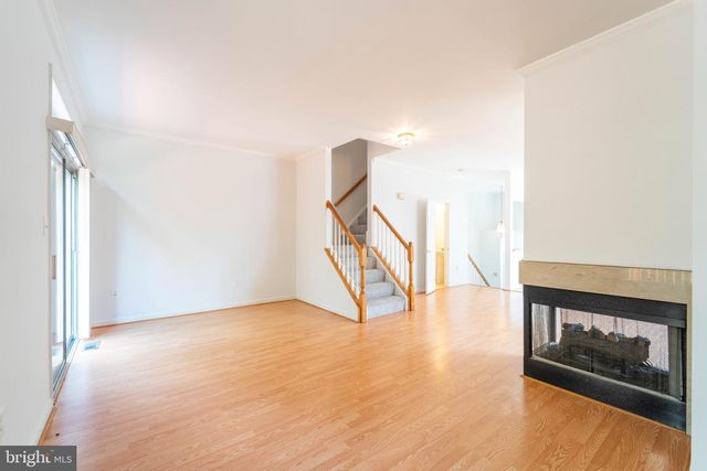 15154 BRAZIL CIR, Woodbridge, VA 22193