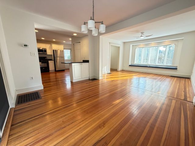 17 Russell Rd, Winchester, MA 01890