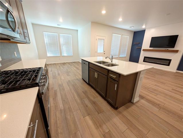 2624 Tracys Manor, Yukon, OK 73099