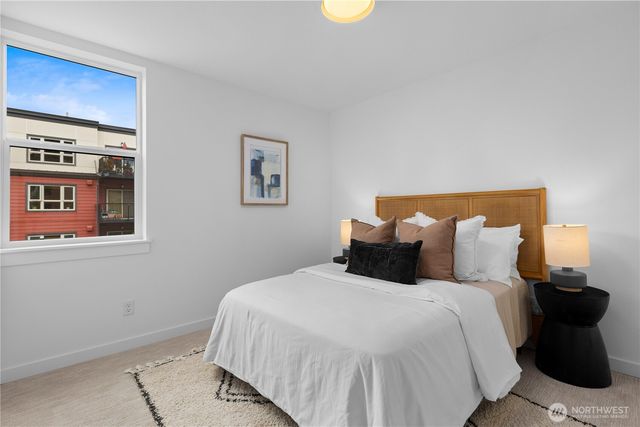 6544 A Latona Avenue NE, Seattle, WA 98115
