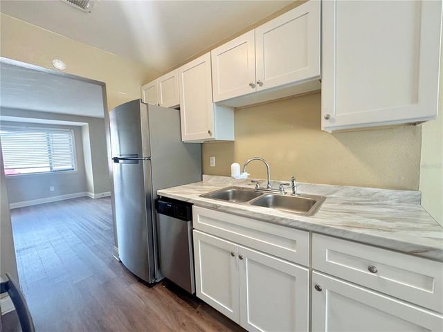 1814 3RD STREET SE B, Winter Haven, FL 33880