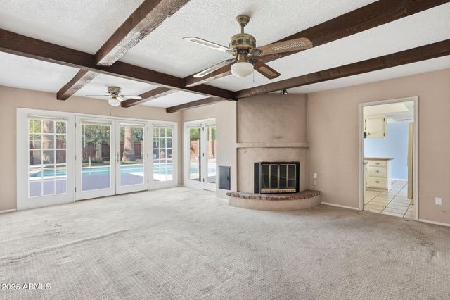 2040 E STATE Avenue, Phoenix, AZ 85020