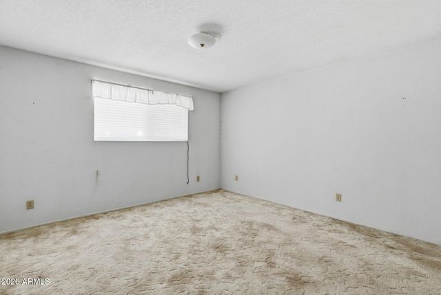 2040 E STATE Avenue, Phoenix, AZ 85020