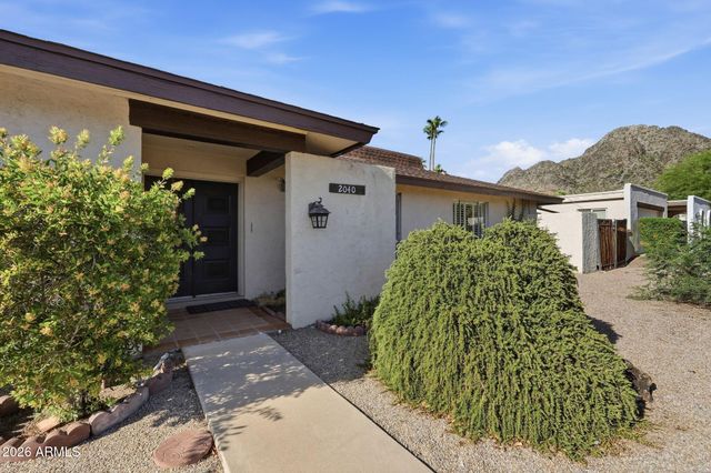2040 E STATE Avenue, Phoenix, AZ 85020