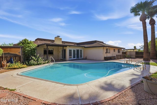 2040 E STATE Avenue, Phoenix, AZ 85020