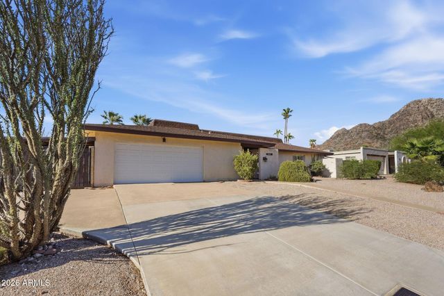 2040 E STATE Avenue, Phoenix, AZ 85020