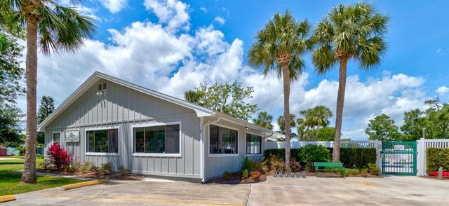 706 SKY TREE COURT, New Smyrna Beach, FL 32168