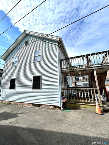 Portland Street, Middletown, CT 06457