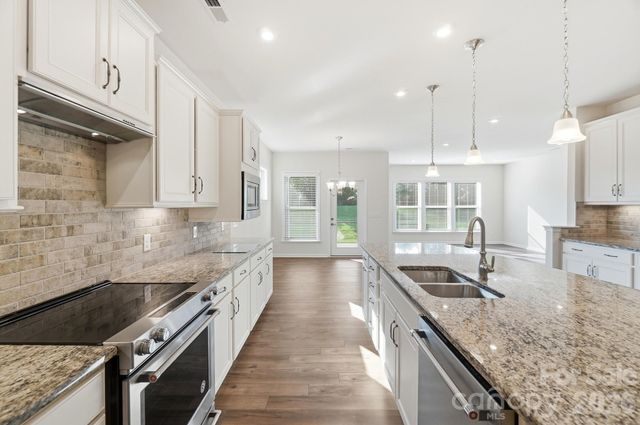 1620 Red Leaf Drive, Fort Mill, SC 29715
