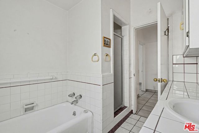 8360 W 1st Street, Los Angeles, CA 90048