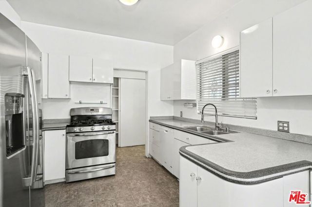 8360 W 1st Street, Los Angeles, CA 90048