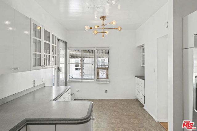 8360 W 1st Street, Los Angeles, CA 90048