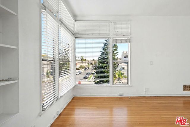 8360 W 1st Street, Los Angeles, CA 90048