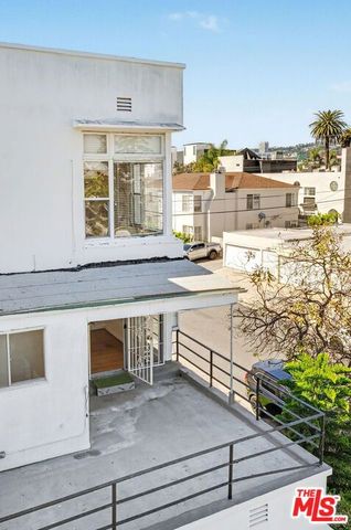 8360 W 1st Street, Los Angeles, CA 90048