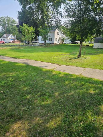 1112 Ferris Street, Alma, MI 48801